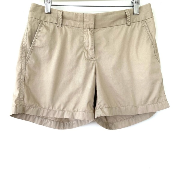 J. Crew Chino Broken-in shorts in 💯  cotton, medium rise - Picture 1 of 9